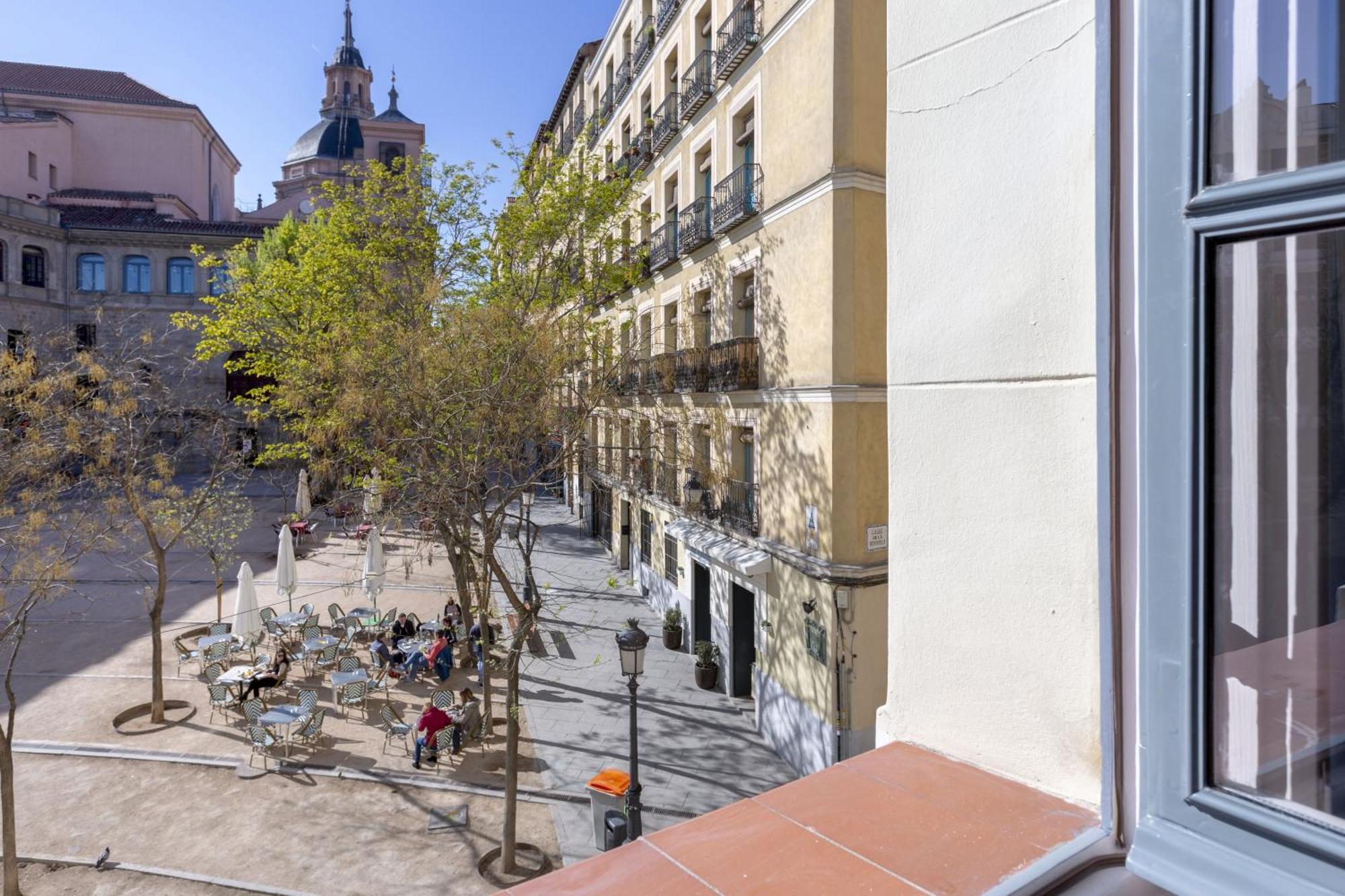 Precioso Apt En La Plaza De La Paja Latina Madrid Eksteriør billede