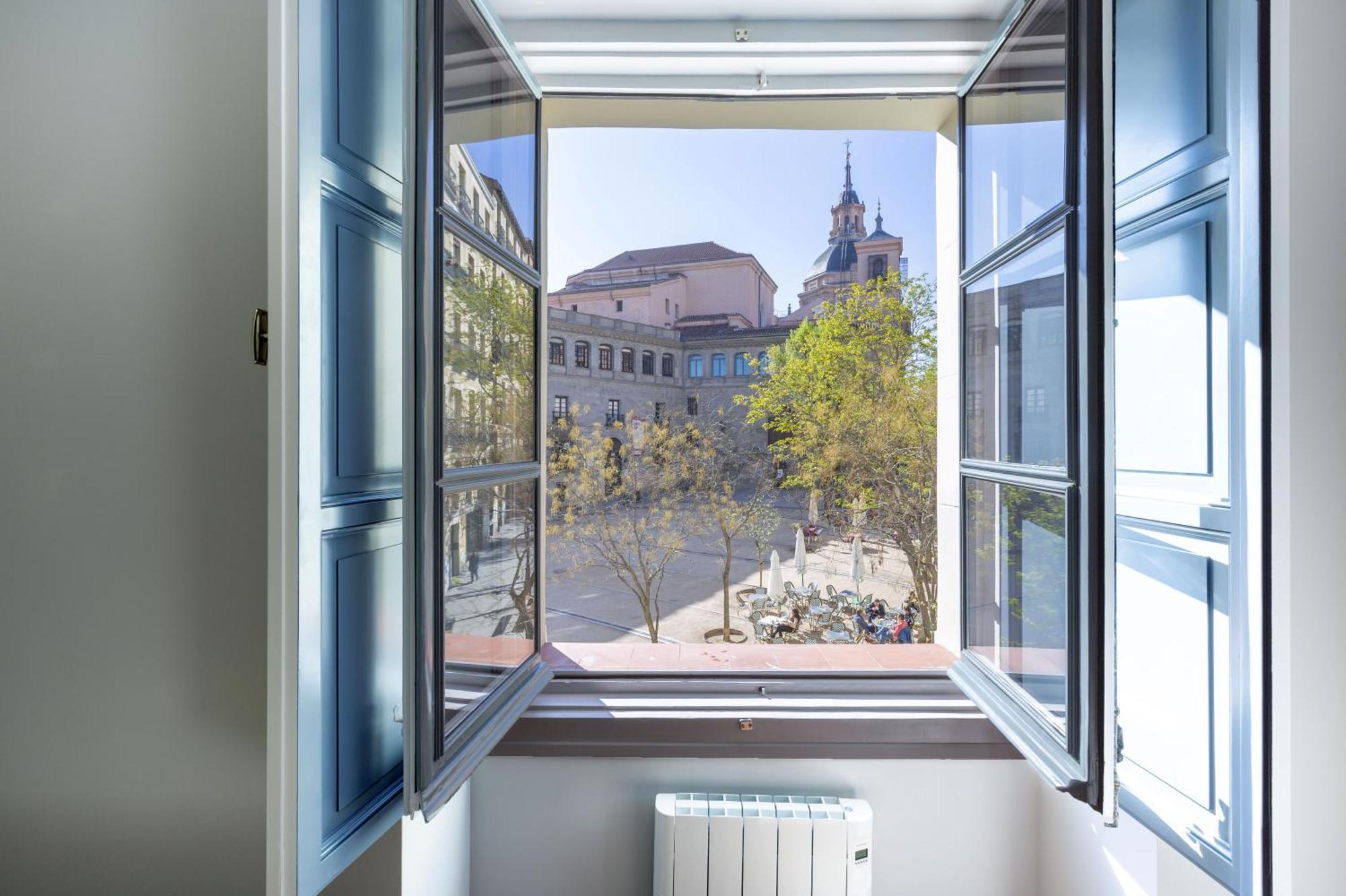 Precioso Apt En La Plaza De La Paja Latina Madrid Eksteriør billede